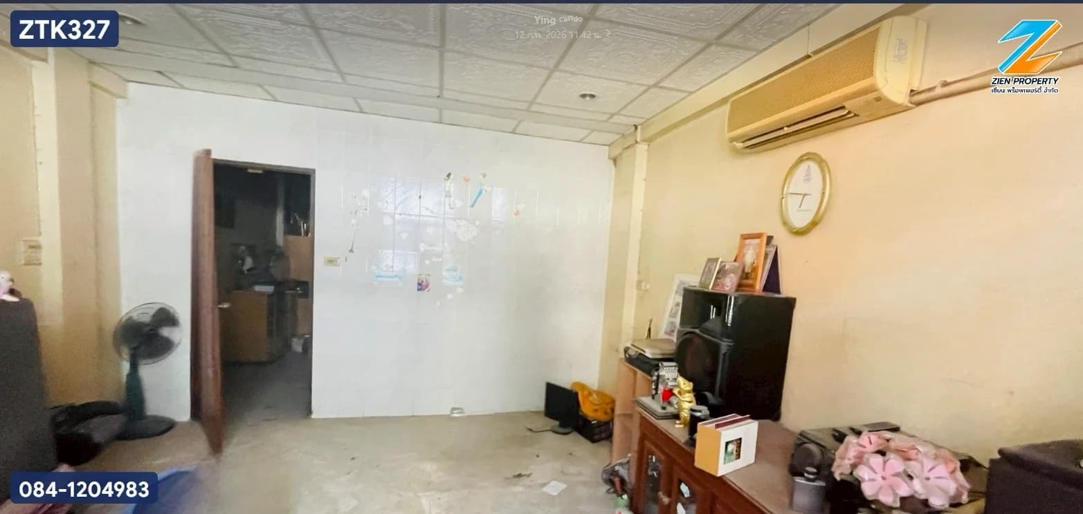 อาคารพาณิชย์ 4.5 ชั้น สภาพดีเยี่ยมบนทำเลศักยภาพพระราม 3 ซอย 56 - image 2