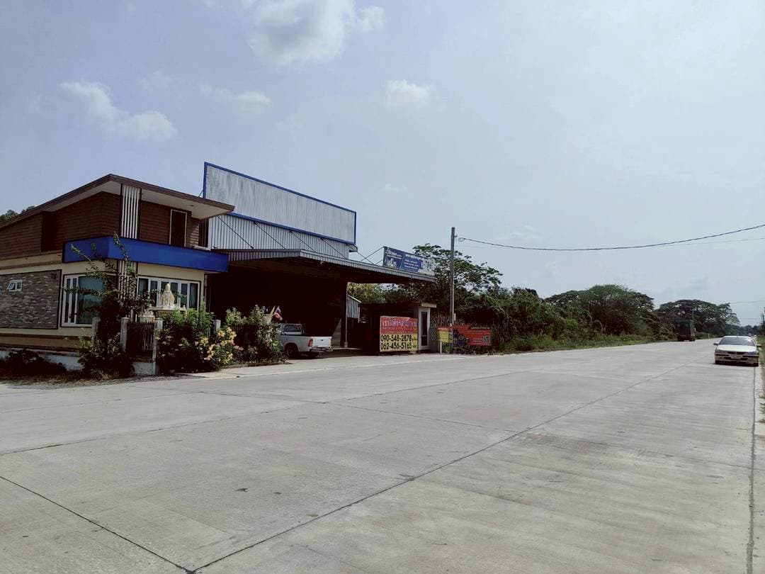 ให้เช่าโกดัง พร้อมสำนักงาน พื้นที่ 359.5 ตร.ม. หนองเพรางาย ไทรน้อย นนทบุรี ถนนเข้า-ออกสะดวก รองรับรถบรรทุก ZB098 - image 3