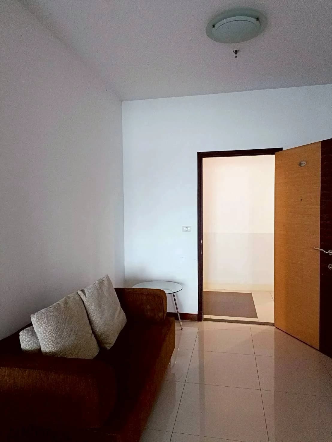 ขายคอนโด ศุภาลัย ปาร์ค อโศก-รัชดา ขนาด 49.5 ตร.ม. ชั้น29 วิวสระ มีที่จอดรถ 1 คัน ทำเลดีใจกลางเมือง ใกล้ MRTสถานีพระราม9 ZJ191 - image 4