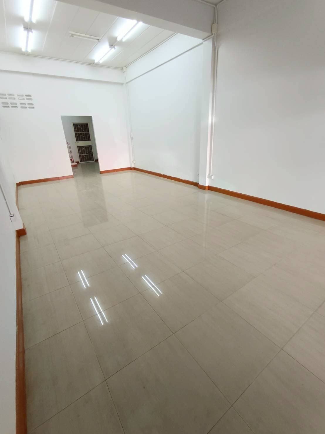 ขาย / เช่า อาคารพาณิชย์ 4 ชั้น 2 คูหา ติดถนนคู้บอน 27 แยก38 ZJ188 - image 3