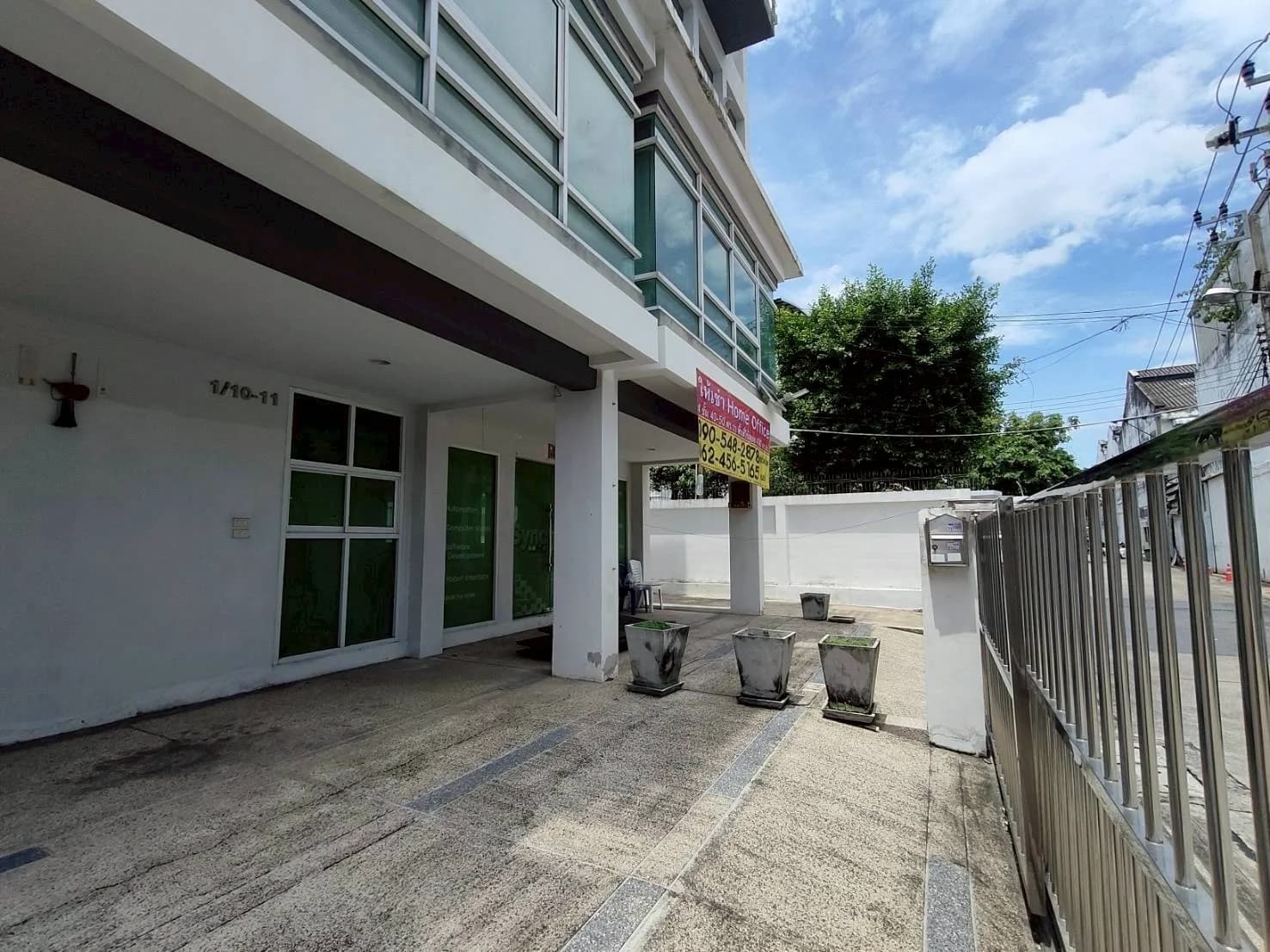 ให้เช่าโฮมออฟฟิศ Modern Style ขนาดใหญ่ 2 คูหา 4 ชั้น ประชาอุทิศ 23 ใกล้ทางด่วน สภาพใหม่ พร้อมเข้าอยู่ ZB111 - image 3