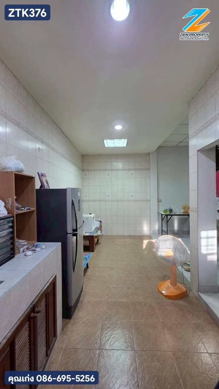 ขายทาวน์เฮาว์ 2 ชั้น 3 ห้องนอน 2 ห้องน้ำ 22 ตรางวา หลังมุม บนทำเลศักยภาพหลังโลตัสประชาอุทิศ - image 4