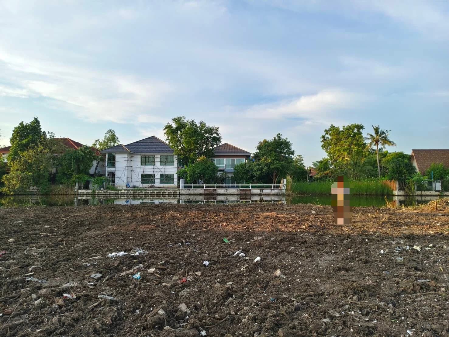 ขายที่ดิน 144.7 ตรว. หมู่บ้านเอกชัยเลควิลล์ ด้านหลังติดน้ำ บรรยากาศดี เหมาะสร้างบ้าน ZN718 - image 2