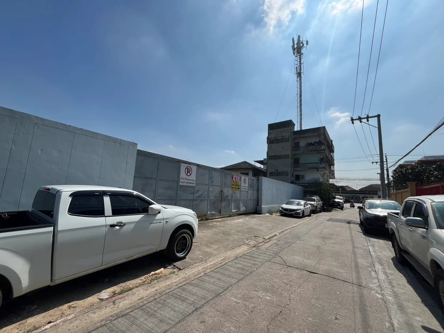 ขายที่ดินขนาด 2-2-0 ไร่ ซอยบางแวก 120 เสนอขายในราคาพิเศษ ตารางวาละ 65,000 บาท