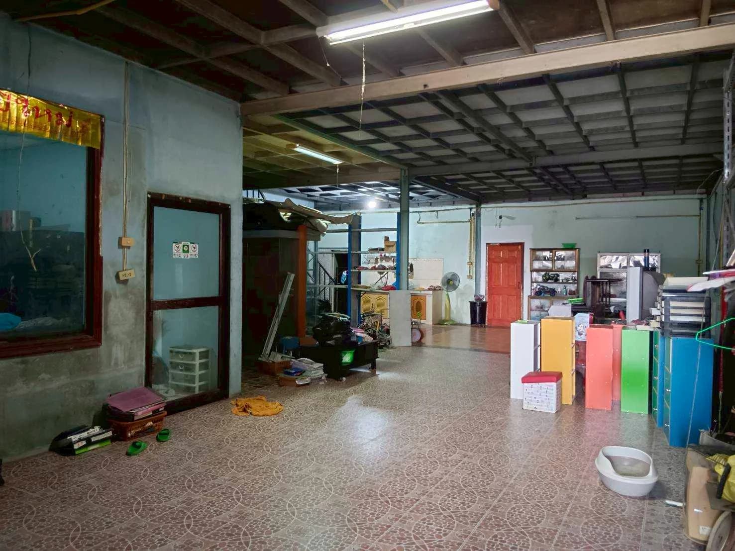 #ขาย-เช่าโกดังพร้อมออฟพิค ทำเลติดถนนทองสุข ขนาด 114 ตารางวา ขาย 10.5 ลบ. โครงสร้างแข็งแรง ติดถนนพุทธบูชา 39 สามารถทะลุถนนสุขสวัสดิ์ 🚛🏢 แขวงบางมด เขตทุ่งครุ กรุงเทพมหานคร - image 3