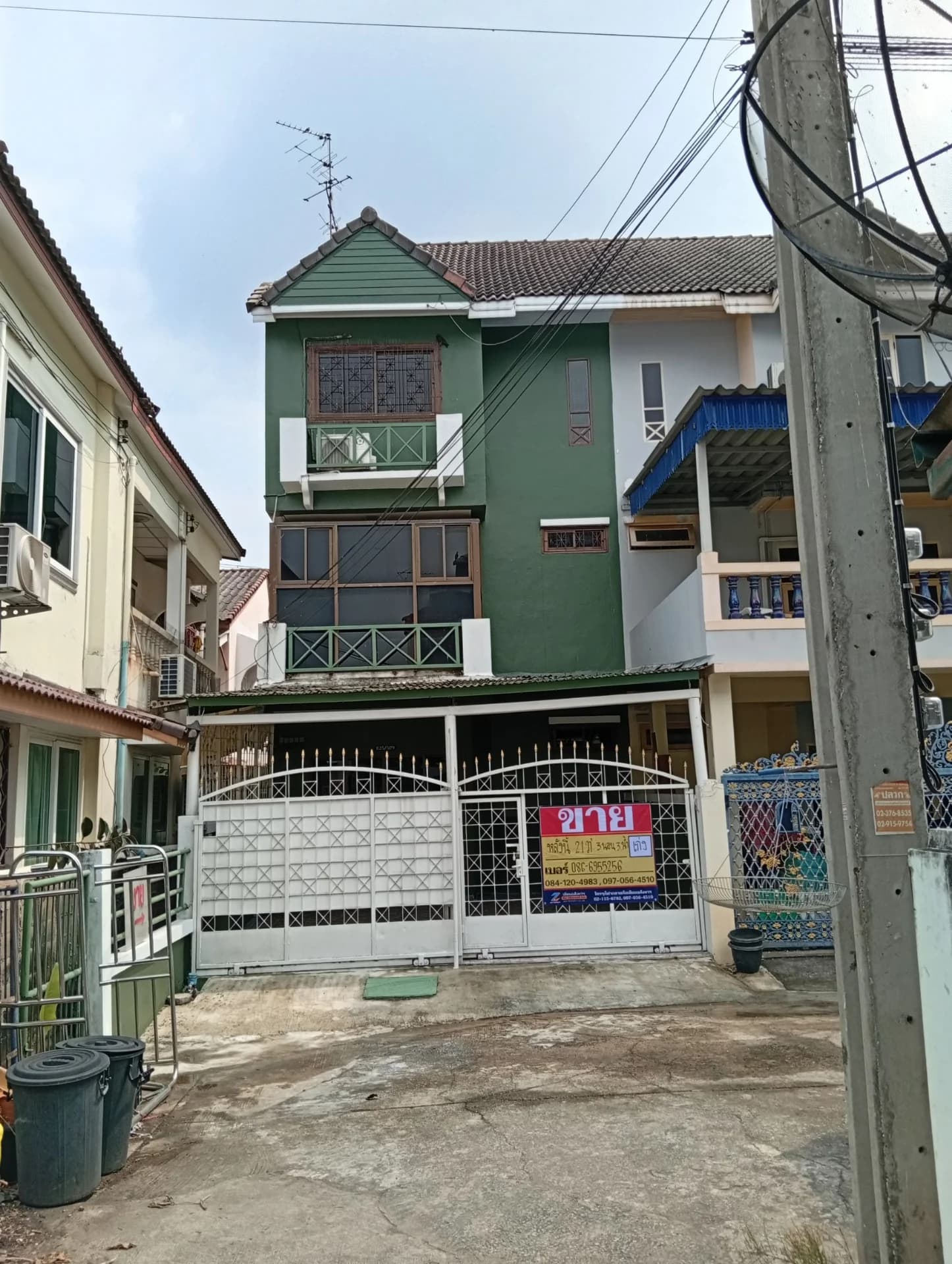 ขายทาวน์โฮฒ 3 ชั้น 21 ตร.วา หลังโลตัสประชาอุทิศ