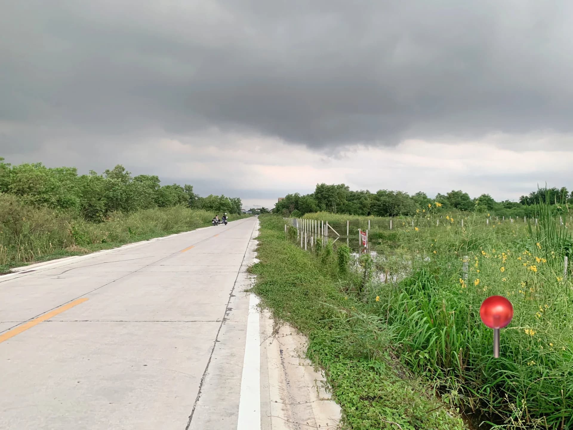 ขายที่ดิน 1 ไร่ คลองสอง ราคาถูก ผังเมืองสีเหลือง เหมาะสร้างบ้าน - image 2