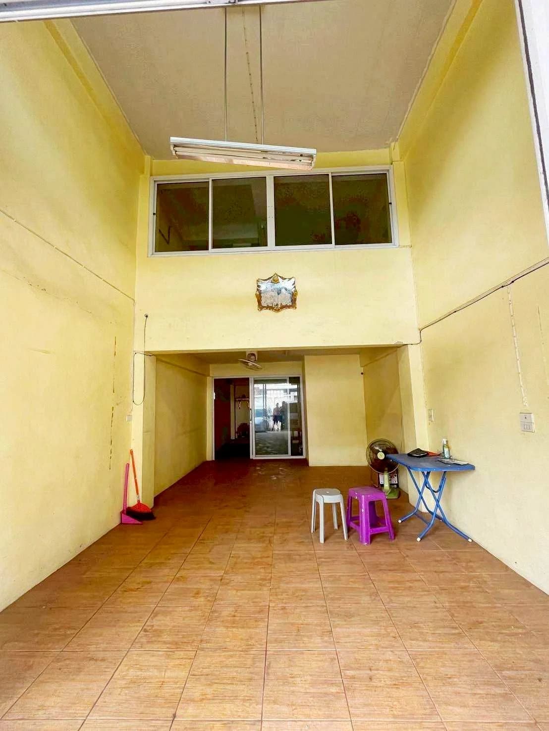 ขาย อาคารพาณิชย์ ขนาด 19 ตรว. ราคา 6.8 ลบ โครงการ เพรชท่าข้าม ติดถนนท่าข้าม ออก ถนนพระราม 2 - image 2