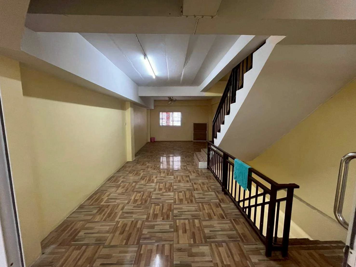 ขาย อาคารพาณิชย์ ขนาด 19 ตรว. ราคา 6.8 ลบ โครงการ เพรชท่าข้าม ติดถนนท่าข้าม ออก ถนนพระราม 2 - image 3