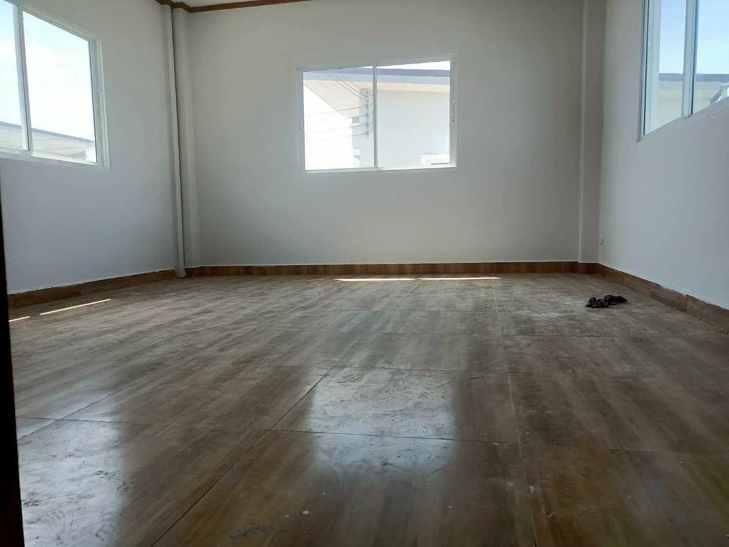 ขายด่วน!! บ้านเดี่ยว 2ชั้น 64.7 ตรว. สภาพใหม่เอี่ยม หลังสุดท้าย ในโครงการ หมู่บ้าน ทัศนีย์ สุขสวัสดิ์ - เเหลมฟ้าผ่า พ - image 4