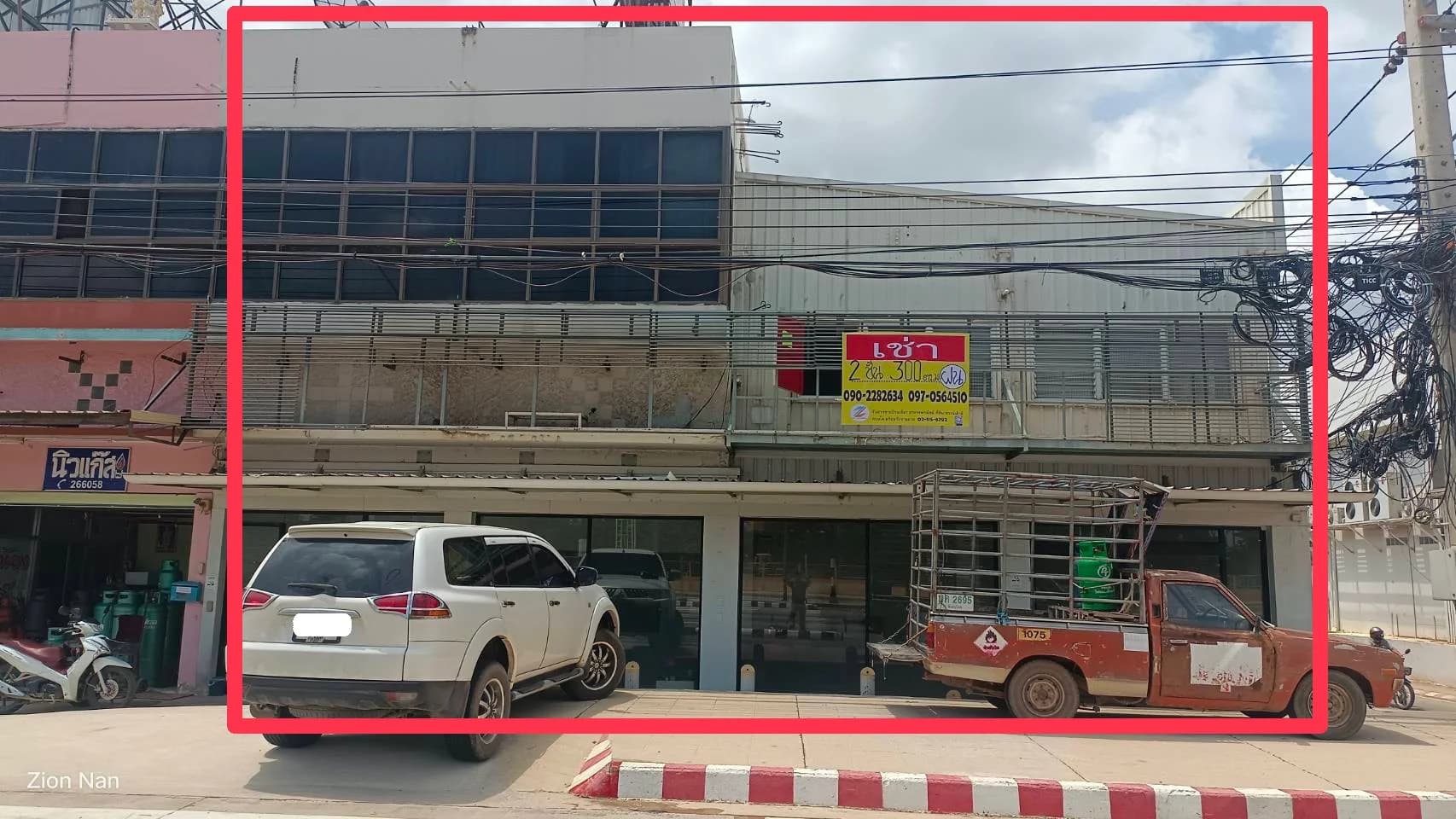 ให้เช่า อาคารพาณิชย์ 2 ชั้น เคยเป็นเซเว่นมาก่อน ทำเลดี ติดถนนใหญ่ เยื้องโลตัสโคกช้าง - image 1