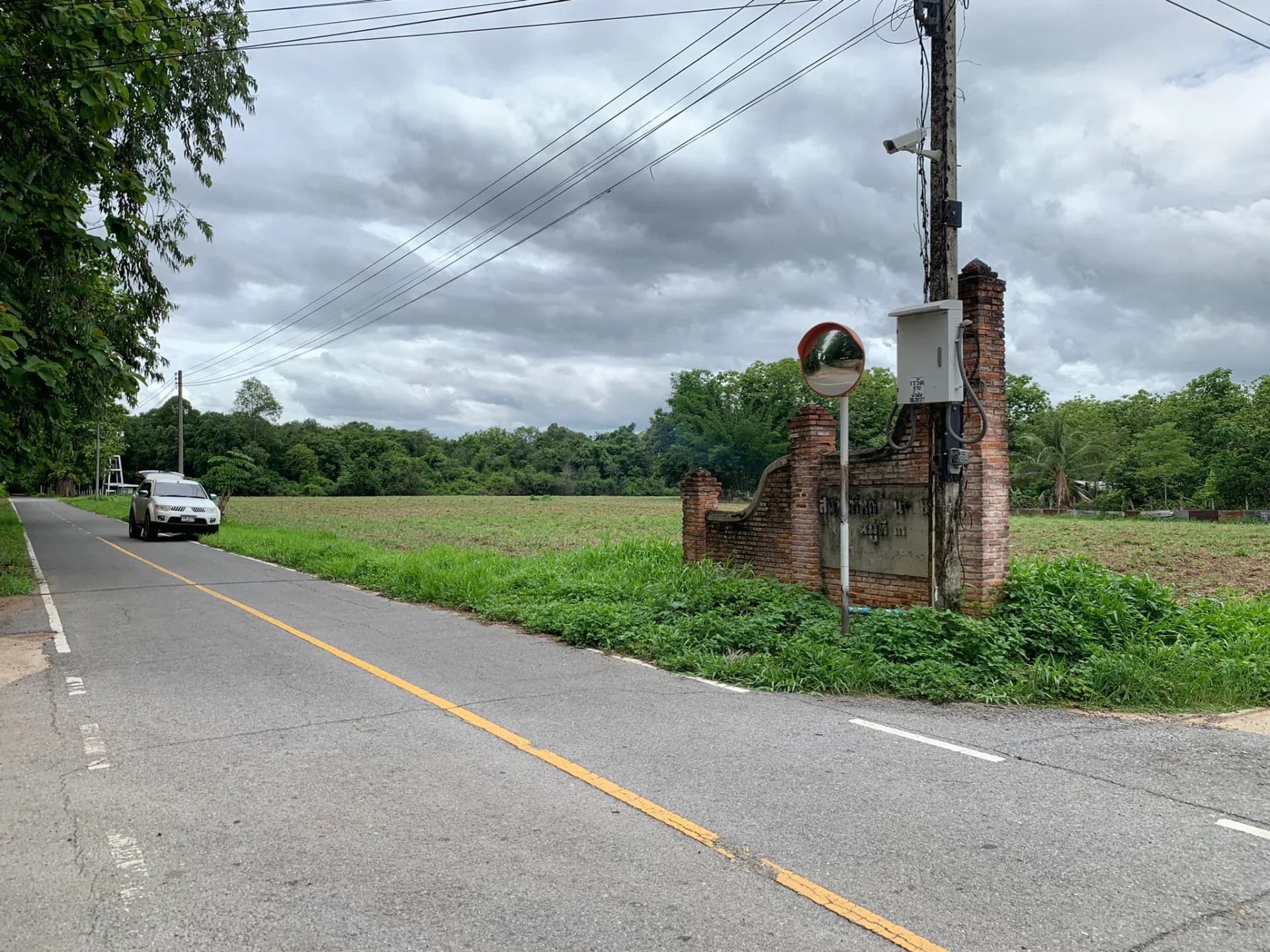 ขายที่ดินสวย 3-3-44 ไร่ แพร่ อ.สอง ติดสี่แยก อยู่ในแหล่งชุมชน เหมาะสร้างบ้าน ทำฟาร์มสเตย์ หรือรีสอร์ท